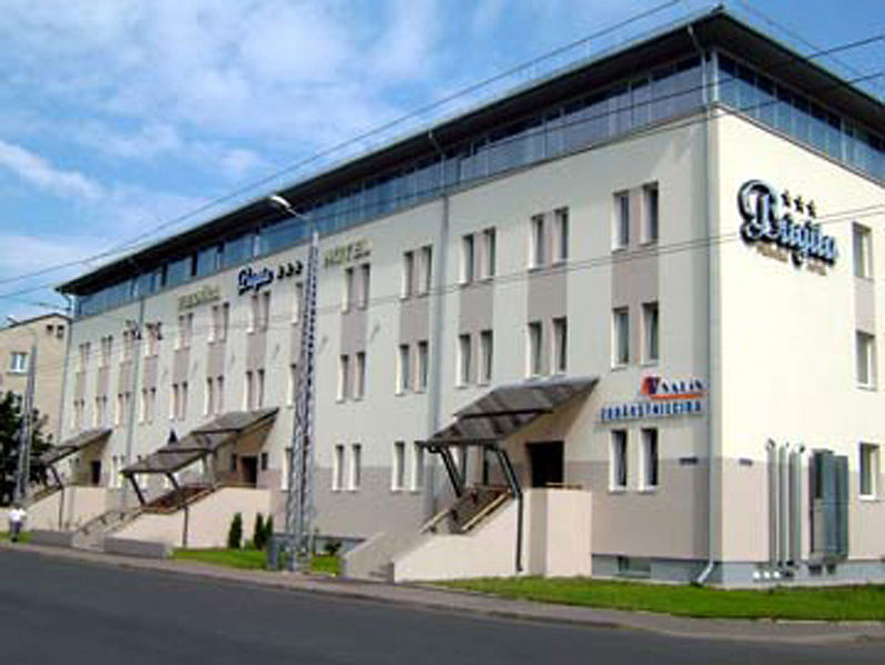 Kolonna Brigita Khách sạn